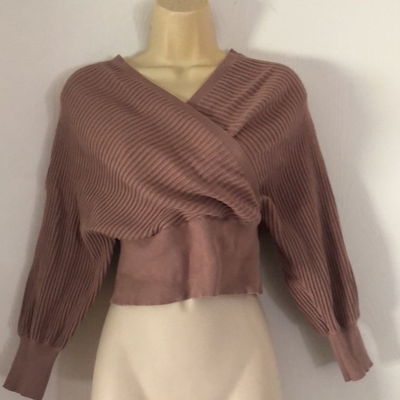 Woman’s ribbed fall crisscrossed cropped mauve bodycon ribbed top - Picture 11 of 13